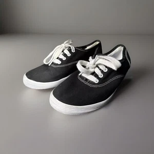 Kids Keds Champion CVO Sneaker Black/White KT34120 Size 2.5M EUC - Picture 1 of 9