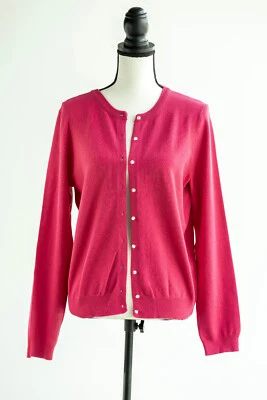 Cárdigan Lord & Taylor Mujer Rosa Brillante Perla Botón Talla Grande Foto 1 de 4