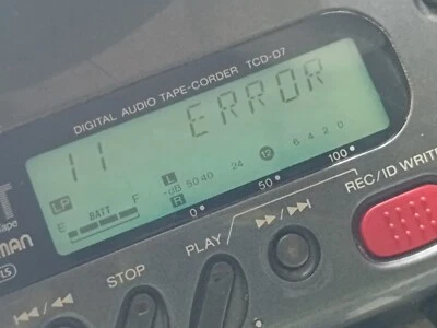 Sony TCD D 7 DAT recorder display work For parts or repair - Image 1 of 4