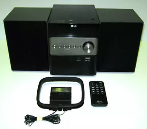 LG CM1560 - Micro Hi-Fi System + Remote - CD Player - Stereo - Audio - VGC - Bild 1 von 3