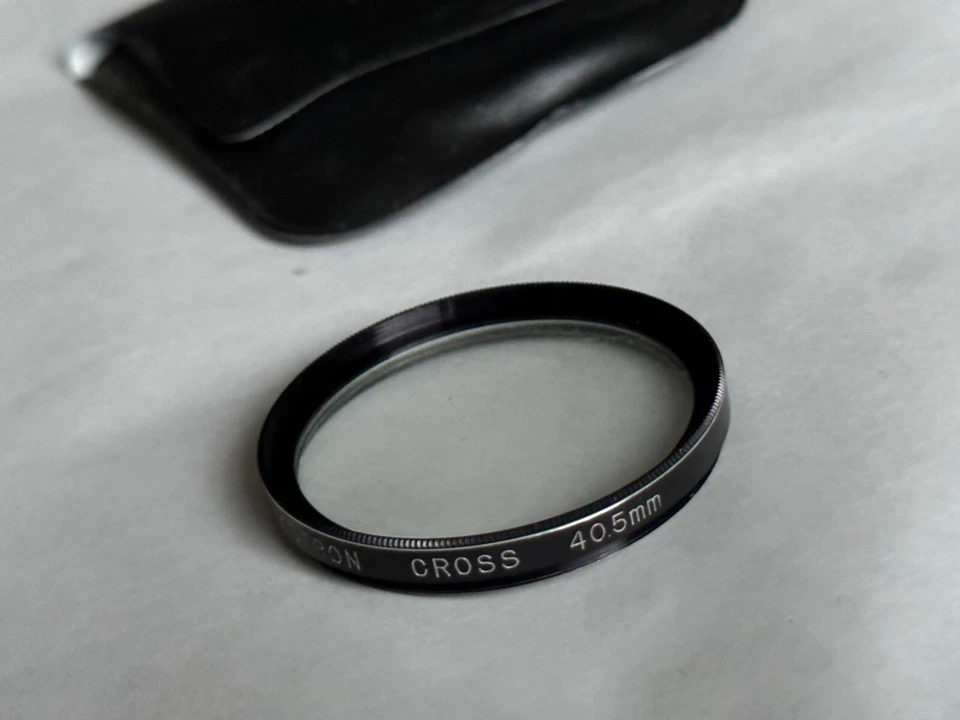 Astron 40.5mm Fit Cross Screen Filter & Keeper - Image 1 of 1