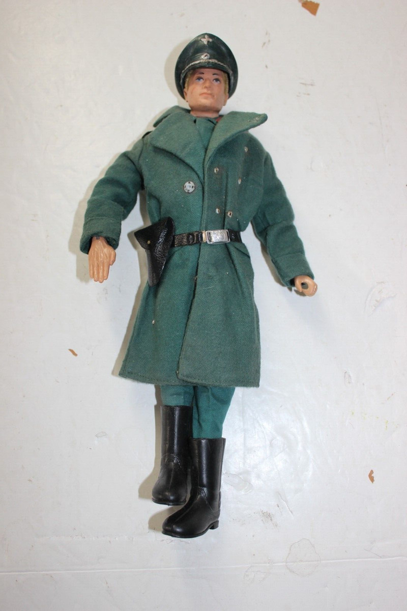 G.I. Joe Military & Adventure Action Figures 1975 Year G.I. Joe Military & Adventure Action Figures 1975 Year