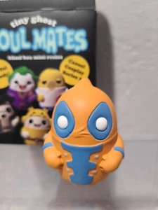 TINY GHOST SOUL MATES MINI NYCC 2024 DEADPOOL DESIGNER ART TOY - Picture 1 of 4