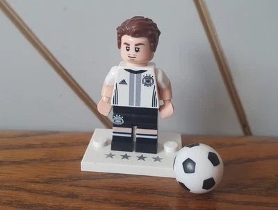 MARIO GOTZE footballer minifigure DFB DIE MANNSCHAFT German football LEGO - Image 1 of 3