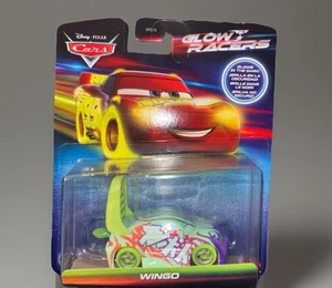 Disney Pixar Cars Glow Racers Wingo brilla en la oscuridad - Imagen 1 de 3
