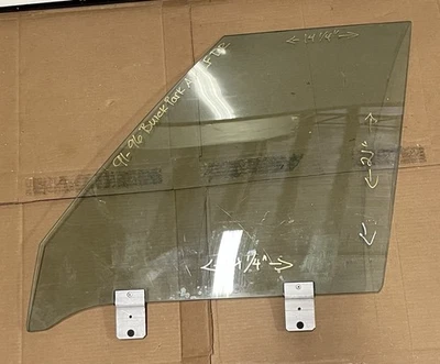 91-96 98 / Park Avenue 92-99 Bonneville Driver Left Front Door Window Glass - Image 1 of 4