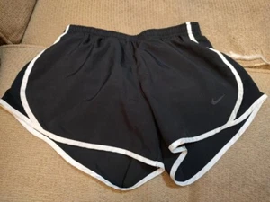 Nike Shorts Girls Medium Black Sprinter Athletic Running Dri-Fit Training - Picture 1 of 5