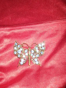 Vintage gold Tone light Blue Rhinestone Butterfly Brooch - Picture 1 of 2