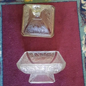 Vintage Jeanette Glass clear Covered Candy Bowl Acorns Indiana Carnival - Picture 1 of 4