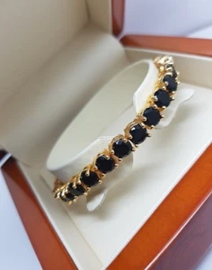 Pulsera de tenis de ónix negro con acabado dorado amarillo creada en caja de nogal de lujo - Imagen 1 de 5