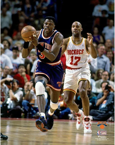 Patrick Ewing Knicks UnSigned 1994 Finals Looking to Pass Ball On Run Photo Cover