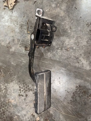 Pedal de aceleração 01-03 Ford F250 F350 7.3 7.3L acelerador diesel OE 1C34-9F836-BA - Imagem 1 de 4
