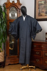 DEAR VANILLA JAPANESE KIMONO MEN'S ROBE GOWN AUTHENTIC JAPAN VINTAGE SAMURAI - Picture 1 of 7