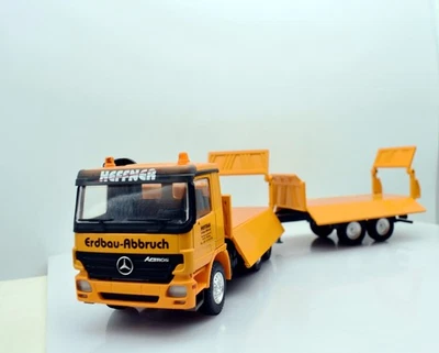 Modellino camion scala 1:43 Mercedes muldenkipper CONRAD modellismo statico - Immagine 1 di 4