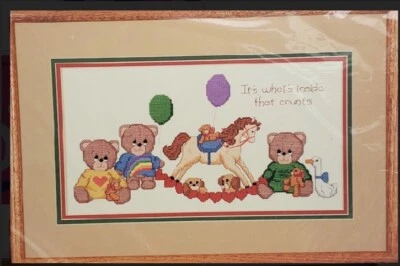 Vintage Dale Burdett Pitiful Pals Playtime Kit de Ponto Cruz Contado CK355 Novo - Imagem 1 de 4