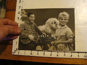 Vintage MARIONETTE Photo: RARE! JIM HENSON'S PUPPET DOG ON JIMMY DEAN SHOW - Picture 1 of 2