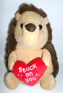 Kellytoy Bee Happy braunes Stachelschwein Plüsch mit rotem Herz "Stuck On You" 11 Zoll - Bild 1 von 6