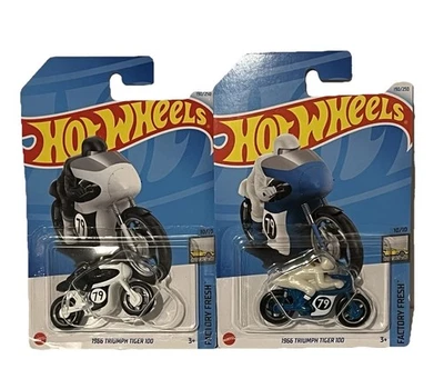 HOT WHEELS 2X 1966 190/250 TRIUMPH TIGER 100 MOTORCYCLES 10/10 BLUE BLACK - Image 1 of 4