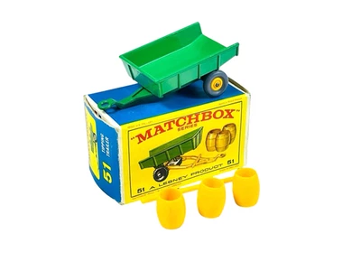 Matchbox Lesney No. 51 GPW Tipping Trailer and Barrels w/E4 Style Box - Image 1 of 4