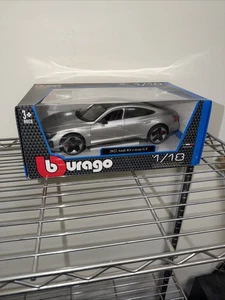 Burago Bu11050S Audi - Gt Rs E-Tron 2022 - Silver - 1/18 NIB - Picture 1 of 10