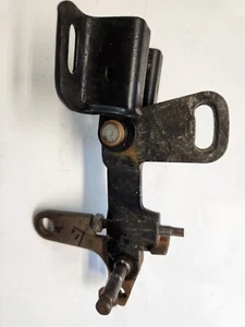 Corvette OEM C3 1969 1982 Partial Headlight door actuator link assembly bracket - Picture 1 of 3