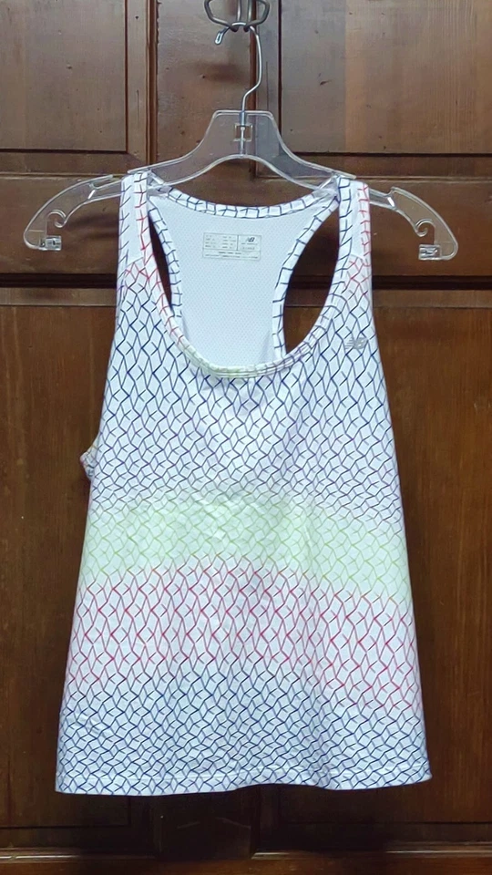 Женская майка New Balance с многоцветным геометрическим принтом спортивная размер XL - Изображение 1 из 4