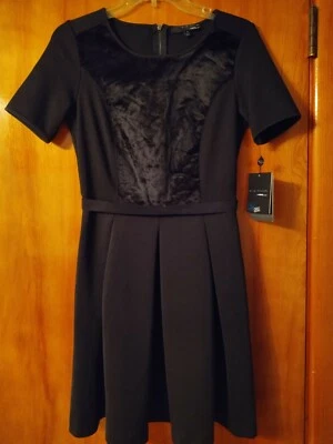 Elie Tahari Black Short Sleeve A Line Crushed Velvet Dress Size 4 NWT  - Image 1 of 4