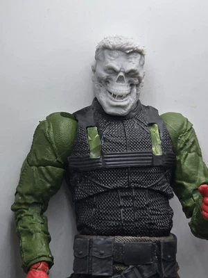 Cabeza de hombre castigo zombie impresa en 3D 1:10 7" LEYENDAS DC MULTIVERSO Foto 1 de 2