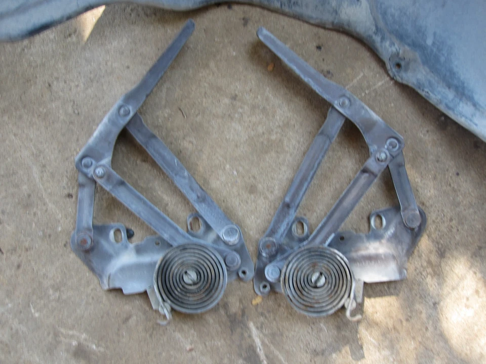 ОРИГИНАЛЬНЫЙ КОМПЛЕКТ КАПОТА HIINGES DODGE RAM 1500 2500 РАБОТАЕТ ОТЛИЧНО - Изображение 1 из 1