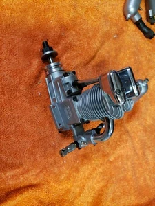 Saito Engine - Saito FA-100 four stroke engine - Clean - Picture 1 of 14