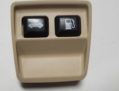 Lincoln LS 2000 2001 2002 MALETERO ABIERTO combustible puerta botón interruptor beige Foto 1 de 4