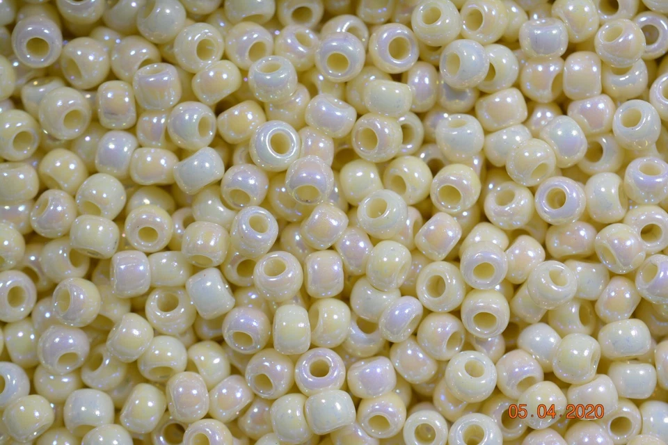 Miyuki Seed Beads 6/0 - Ivory Pearl Ceylon AB - Image 1 of 1