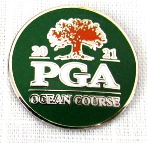 PGA CHAMPIONSHIP 2021 @ KIAWAH CC, VERDE, MARCATORE PALLA - PHIL MICKLESON - Foto 1 di 1