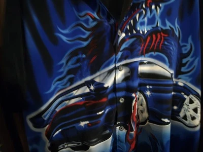 Gráfico de dragón con botones Foto 1 de 4