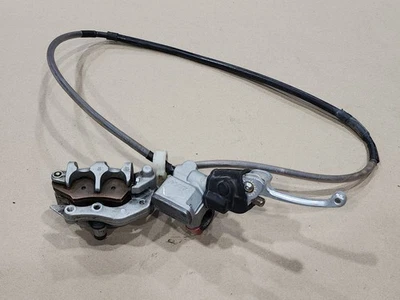 Главный цилиндр суппорта переднего тормоза в сборе 2004 Honda CRF250 CRF 250 CRF250R - Изображение 1 из 4