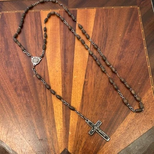 "Crucifijo Rosario Vintage Católico MADERA NEGRA CUENTAS - ESTAMPADO - Francia 26""" - Imagen 1 de 7