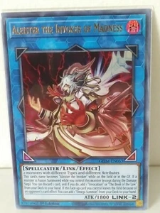 Yugioh 1x Aleister Der Beschwörer des Wahnsinns GEIM-DE053 Ultra Rare 1. Auflage - Bild 1 von 1