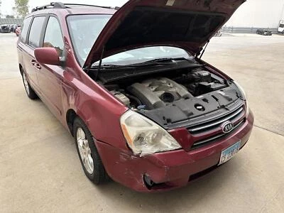 Puerta trasera izquierda vidrio usado se adapta: Kia Sedona 2007 trasero izquierdo grado A Foto 1 de 4