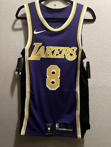 Maglia NBA Nike Los Angeles Lakers Kobe Bryant #8 2020 dichiarazione autentica taglia 40 - Foto 1 di 5