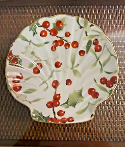Limoges France Shell Shaped Gold Trimmed Candy Dish-Holly Berry Pattern - Picture 1 of 10
