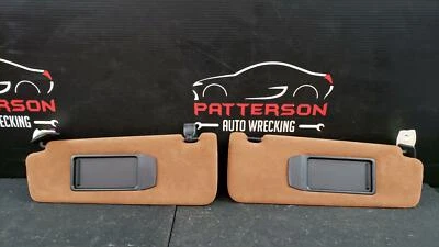 BMW ALPINA B7 2011 par de parasoles con iluminación bronceado/marrón gamuza Foto 1 de 4