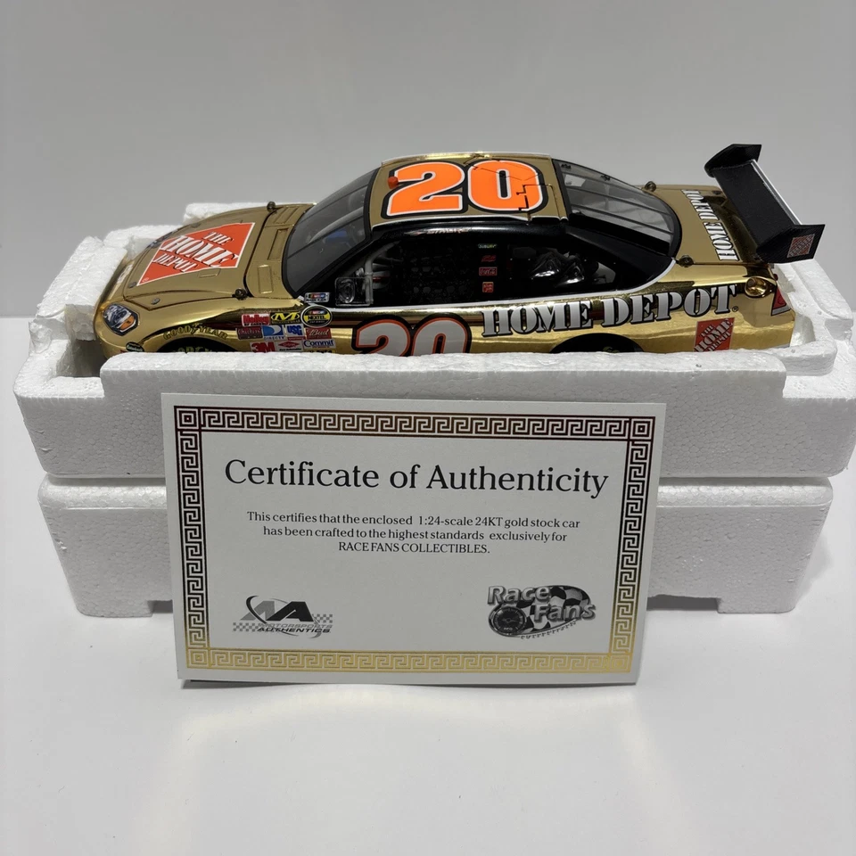 Tony Stewart #20 The Home Depot 2007 Impala SS COT Oro (1 de 108) Oro 24k Foto 1 de 4