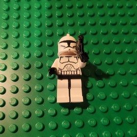 Lego Star Wars Clone Trooper Phase 1 Minifigure 8014 10195 7675 7679