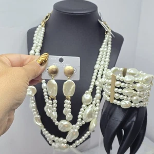 Nuevo con etiquetas Conjunto Chicos llamativo collar de perlas de imitación pendientes y pulsera  - Imagen 1 de 1