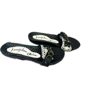  Irregular Choice U6/39 Negro Tejido Mulas Deslizadores Blanco Manzana Poesía Tacones Nuevo en Caja Foto 1 de 4