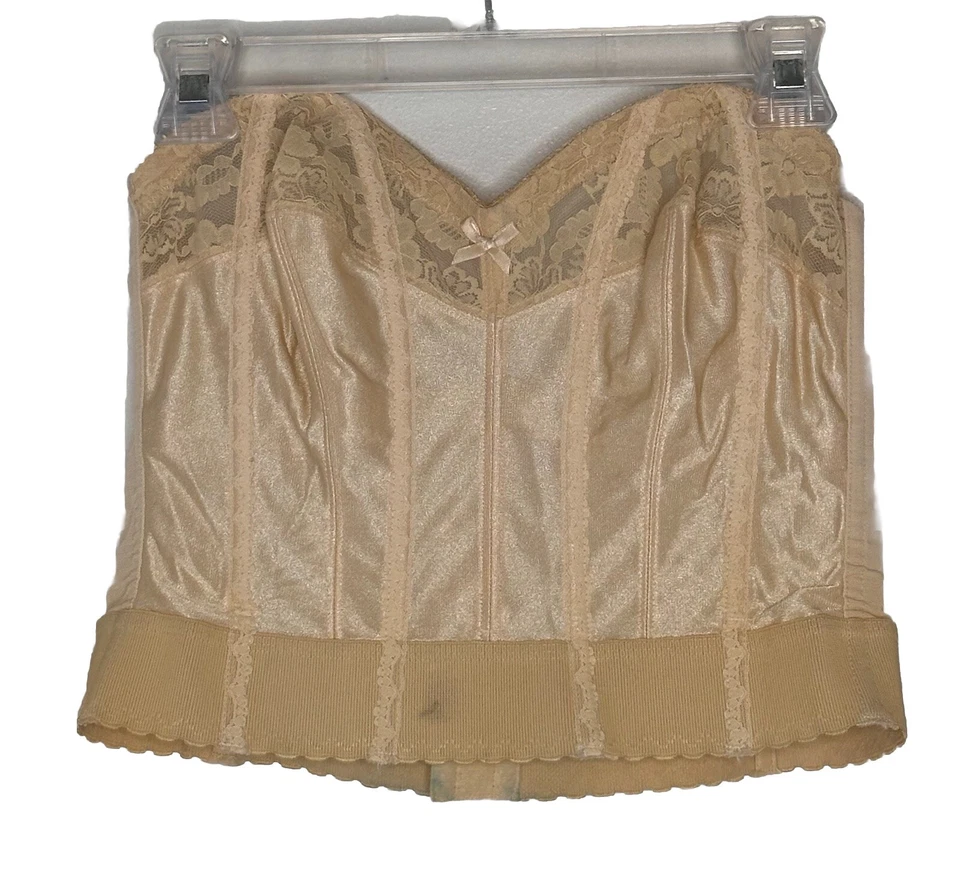 De Colección Valmont Marfil 40B Bustier Sujetador Corsé Satinado Huesado HECHO EN UNIÓN Foto 1 de 4