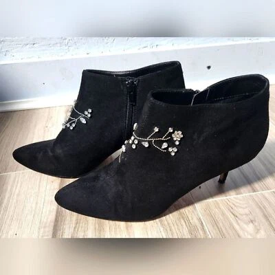 Botines para mujer Nanette Lepore de gamuza negra con estrás - 6 1/2 Foto 1 de 4