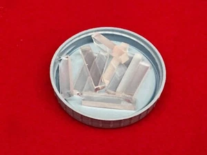 BGO Scintillatore Cristallo per Rilevatore di Scintillazione Radiazioni 4,65 x 6,25 x 30mm - Foto 1 di 7