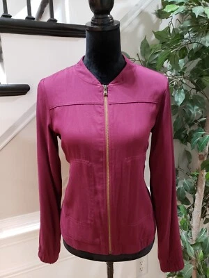Chaqueta Merona para mujer roja lisa lyocell manga larga informal cremallera completa talla pequeña Foto 1 de 4