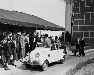The four person Crosley small car 1939/1940 New York World's Fair, Old Photo - Bild 1 von 1